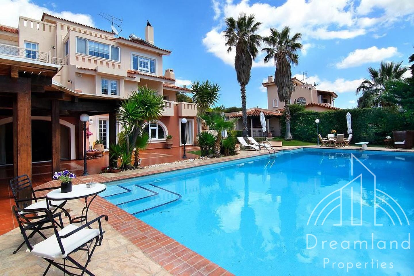 property-img