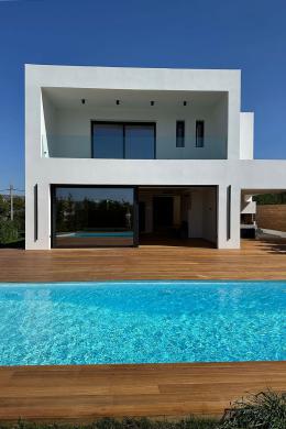 ΒΑΡΗ Κόρμπι, Πολυτελής Νεόδμητη Μονοκατοικία 450 τ.μ.