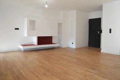 GLYFADA Center, Lazaraki, Fully Renovated Apartment 95 sq.m.
